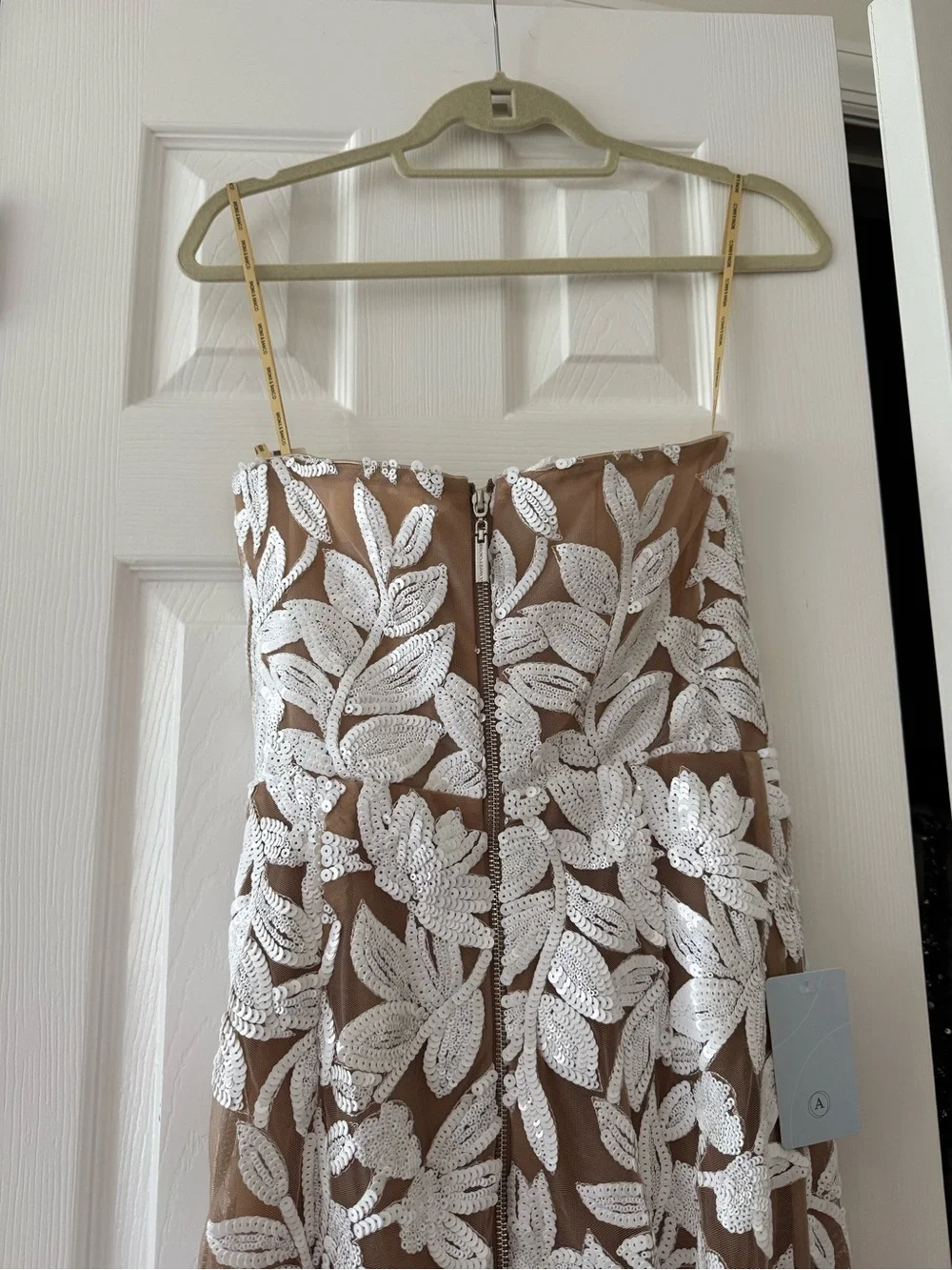 Bronx & Banco Dahlia Sequin Lace Embellished Strapless Dress White NEW with tags - Picture 4 of 10